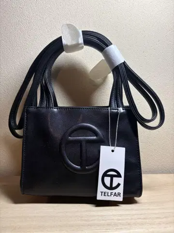 TELFAR 블랙 숄더백