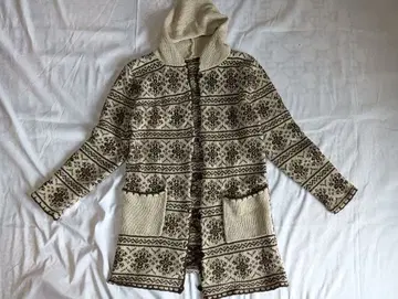 페어아일 패턴 후드 부착 가디건