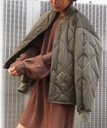 언그리드 블루종 퀼팅 카키