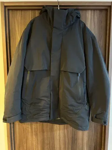 UNIQLO +J 하이브리드 다운 오버사이즈 파카 사이즈 M