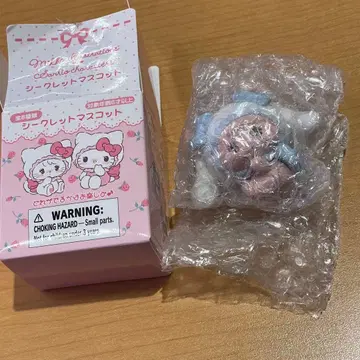 산리오 시나몬 라떼 mikko 시크릿 마스코트 콜라보 한정판