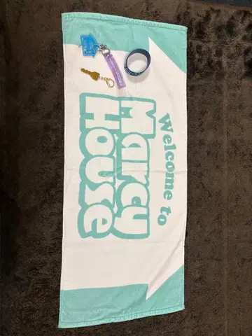 Marcy House 굿즈
