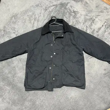 코듀로이 카라 부착 블랙 자켓