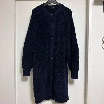 드로어 네이비 버튼 부착 니트 코트