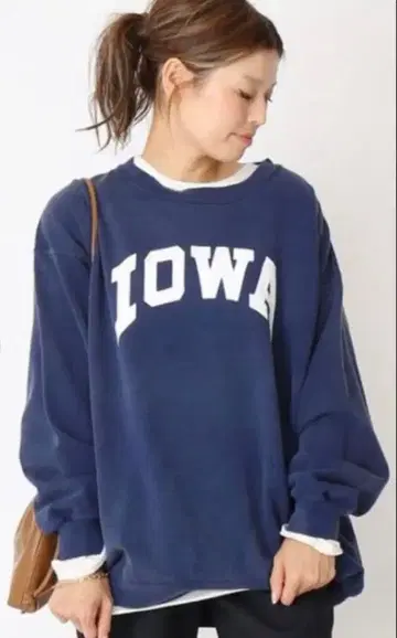 Deuxieme Classe IOWA 빈티지 맨투맨