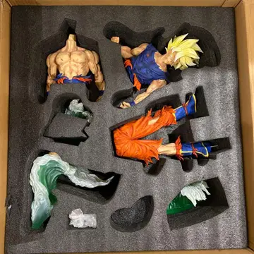 드래곤볼 피규어 슈퍼 사이어인 손오공 레진 키트 애니메이션 1번