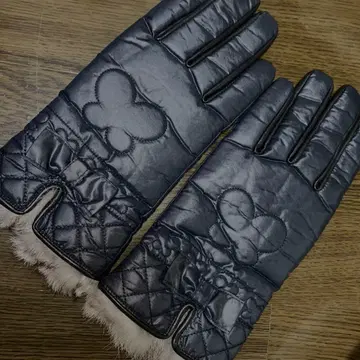 미사용 새상품 안나수이 안쪽 보아 장갑 블랙