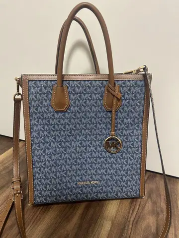 Michael Kors 로고 토트백