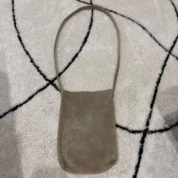 Hender Scheme pig shoulder small