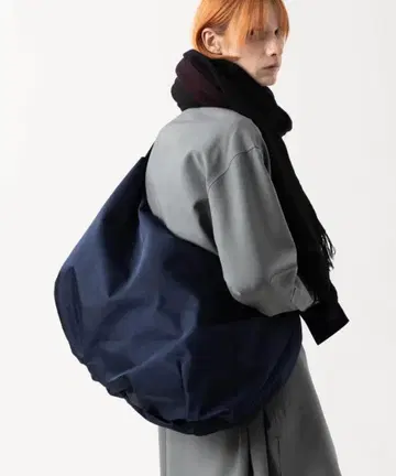 [ 새상품급 ] MB ULTIMATE FABRIC 하프문 바디백 BIG