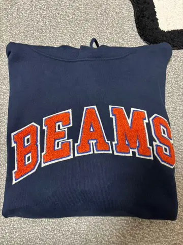 BEAMS 로고 베이직 후디 네이비 BEAMS 후드티