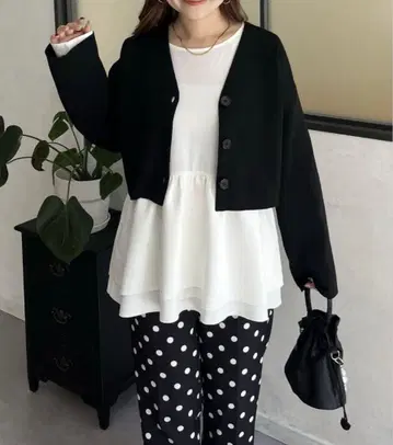 [프로즈베일] 새상품 백 메탈 레이어드 페플럼 롱T 사이즈 L
