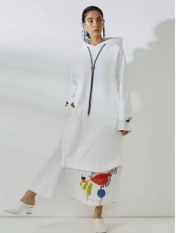 UN3D. 아쓰리도 ART DOCKING SWEAT OP