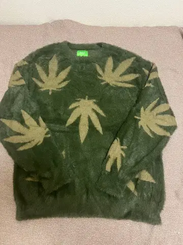HUF 리프 무늬 니트