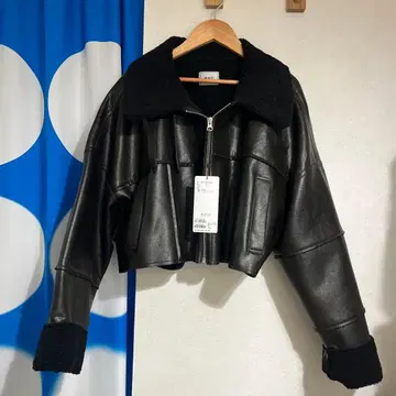 블랙 숏 자켓 S 사이즈