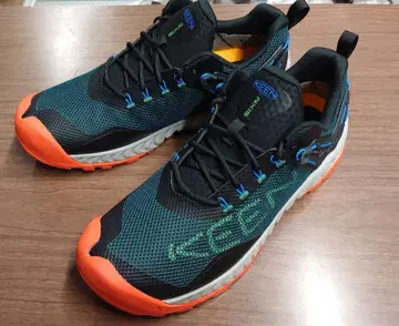 KEEN NXIS EVO WP 26.5 새상품, 미사용품