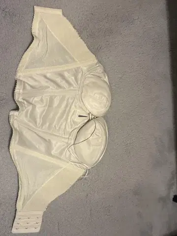 브라이덜 이너