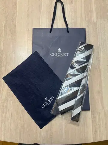 CRICKET 스트라이프 넥타이