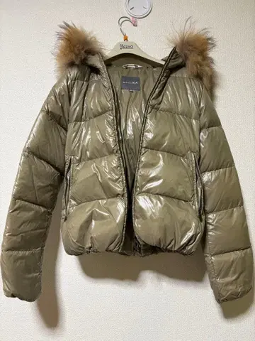 DUVETICA 카키 다운 자켓 38