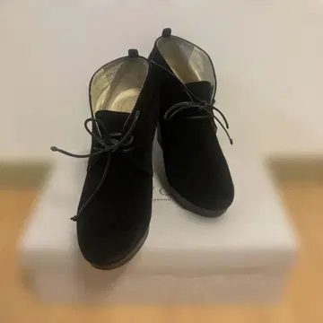 [새상품급] 블랙 스웨이드 웨지 힐 부츠