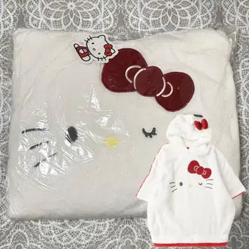 sanrio 산리오 캐릭터 페이스 자수 보아 플리스 판초 후드티