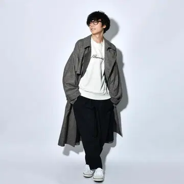 새상품급 [Alexandros] 맨투맨