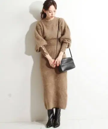IENA LA BOUCLE 샤기 펄 원피스