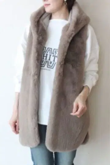 마리 인형 후드 부착 퍼 베스트