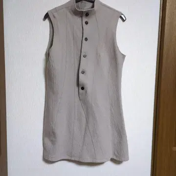 베이지 슬리브리스 베스트