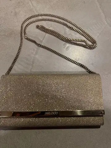 지미추 JIMMY CHOO 체인 지갑 골드