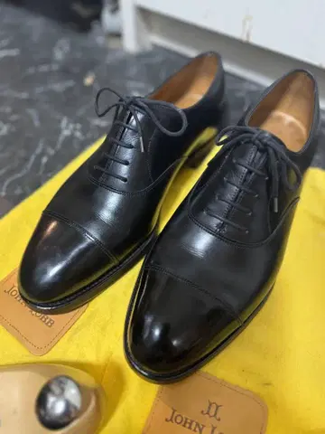 JOHN LOBB CITY 8695 밑창 새상품 7.5E 슈트리 포함