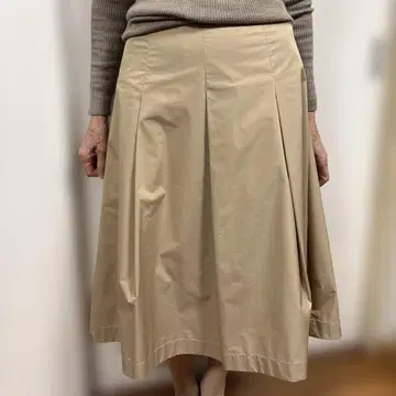 49AV.junko shimada 베이지 플리츠 플레어 롱 스커트