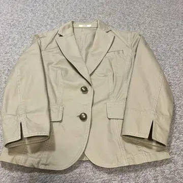 STYLE 베이지 더블 버튼 자켓