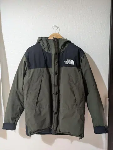 THE NORTH FACE 다운 자켓 올리브 그린/블랙