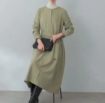 URBAN RESEARCH ROSSO A라인 턱 원피스