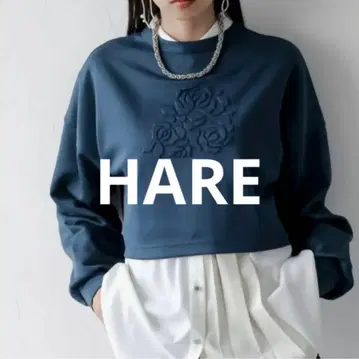 HARE 하레 2WAY 플라워 엠보싱 풀오버 (블루)
