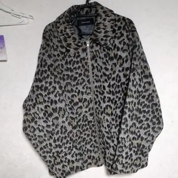 지나시스 샤기 ZIP 미들 코트
