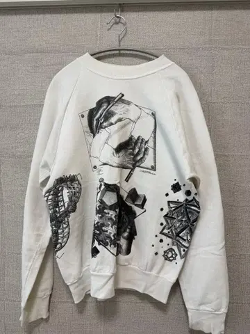 M.C. Escher 에셔 맨투맨