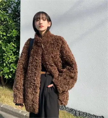 clane curl fur short coat