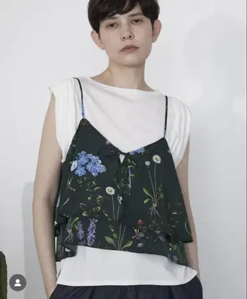 TICCA 티카 2WAY 플라워 프린트 뷔스티에 네이비