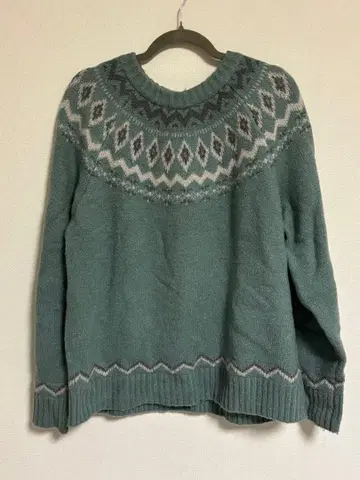 페어아일 패턴 니트 스웨터 그린 계열