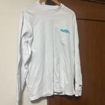 NEW ERA 그래피티 롱 슬리브 티셔츠