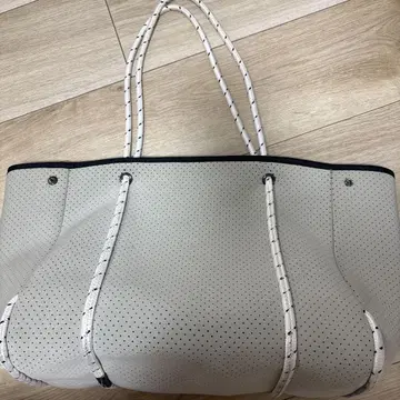 q bag paris 토트백