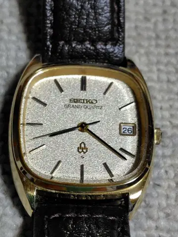 SEIKO 그랜드 쿼츠 48 손목시계