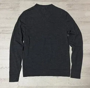 theory 띠어리 얇은 소재 니트 V넥 울 100% 그레이 38