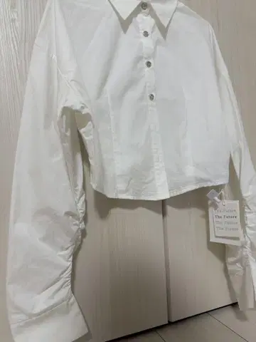 화이트 크롭 셔츠 긴팔 S