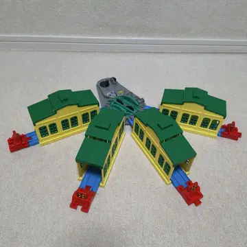 프라레일 회전대, 기관고 세트