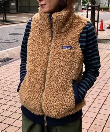파타고니아 우먼 더스티 메사 베스트