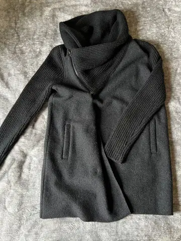 ZARA 코트