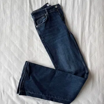 자라 부츠컷 데님 사이즈 38